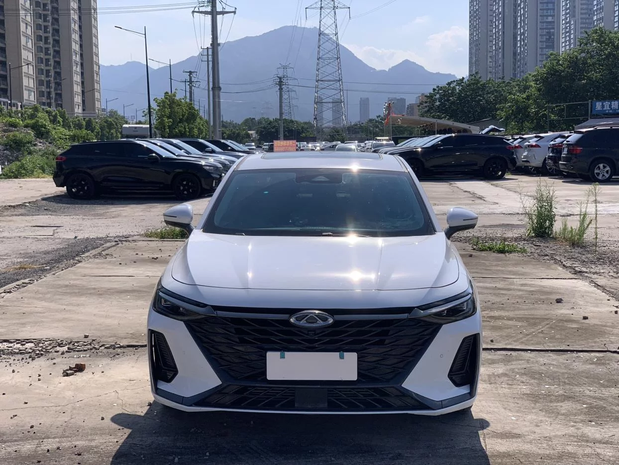 Chery Arrizo 8
