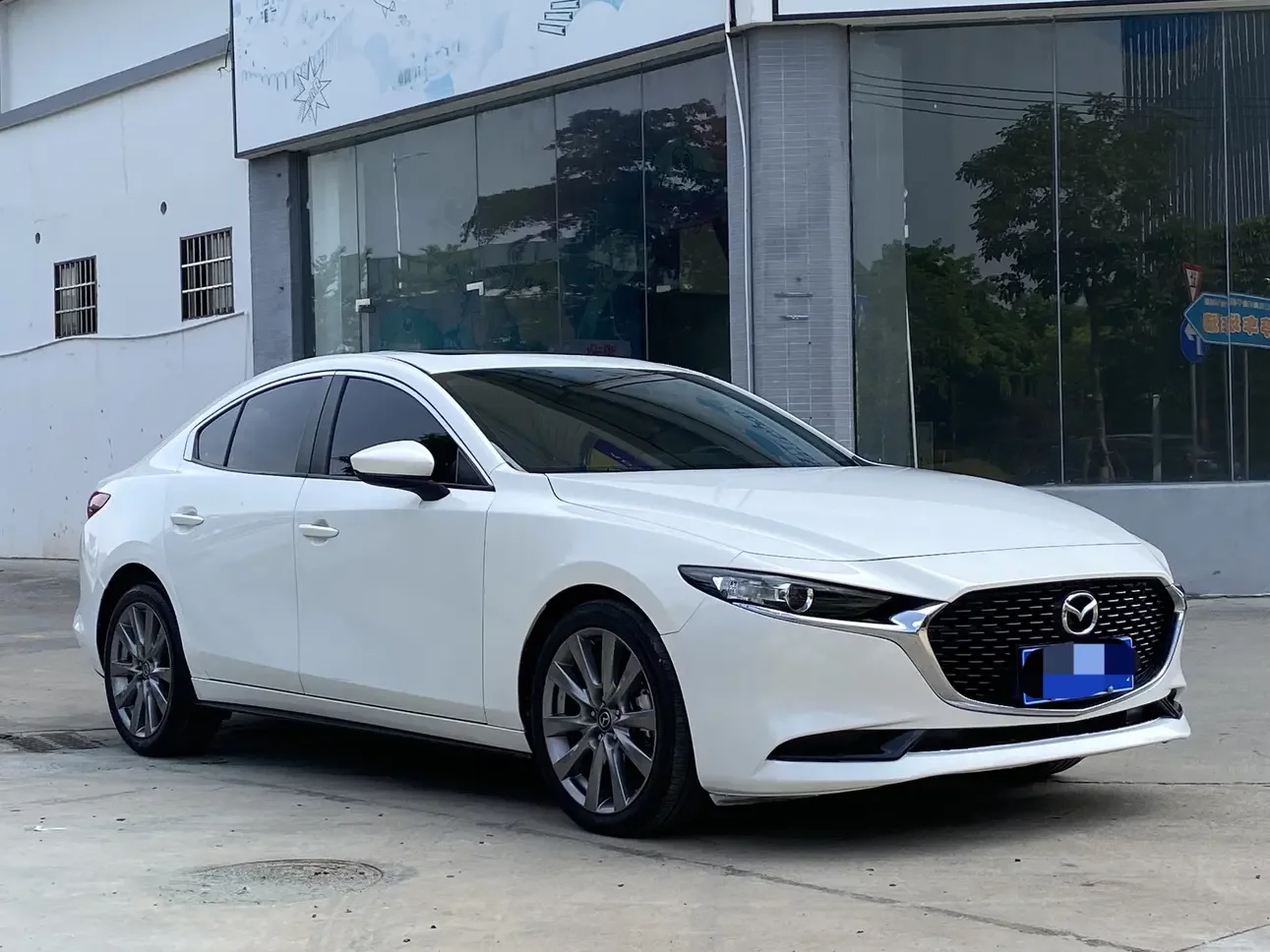 Mazda Axela