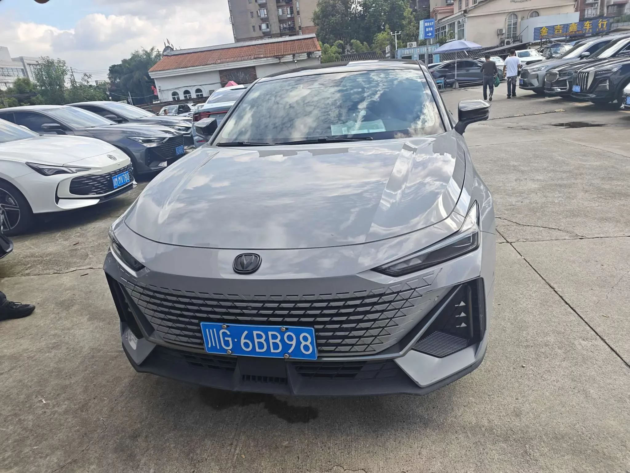 Changan UNI-V