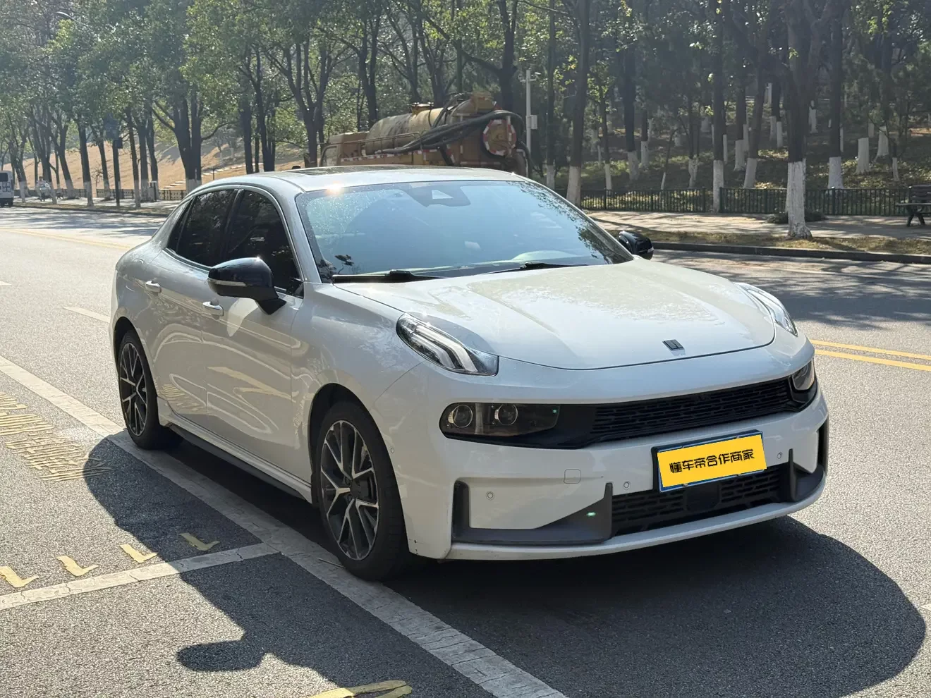 Lynk & Co 03