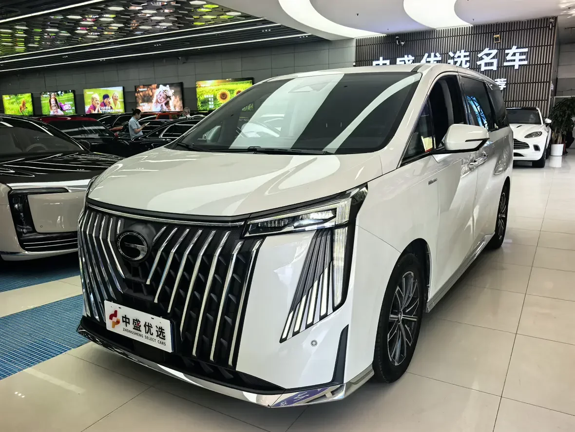 GAC Trumpchi M8