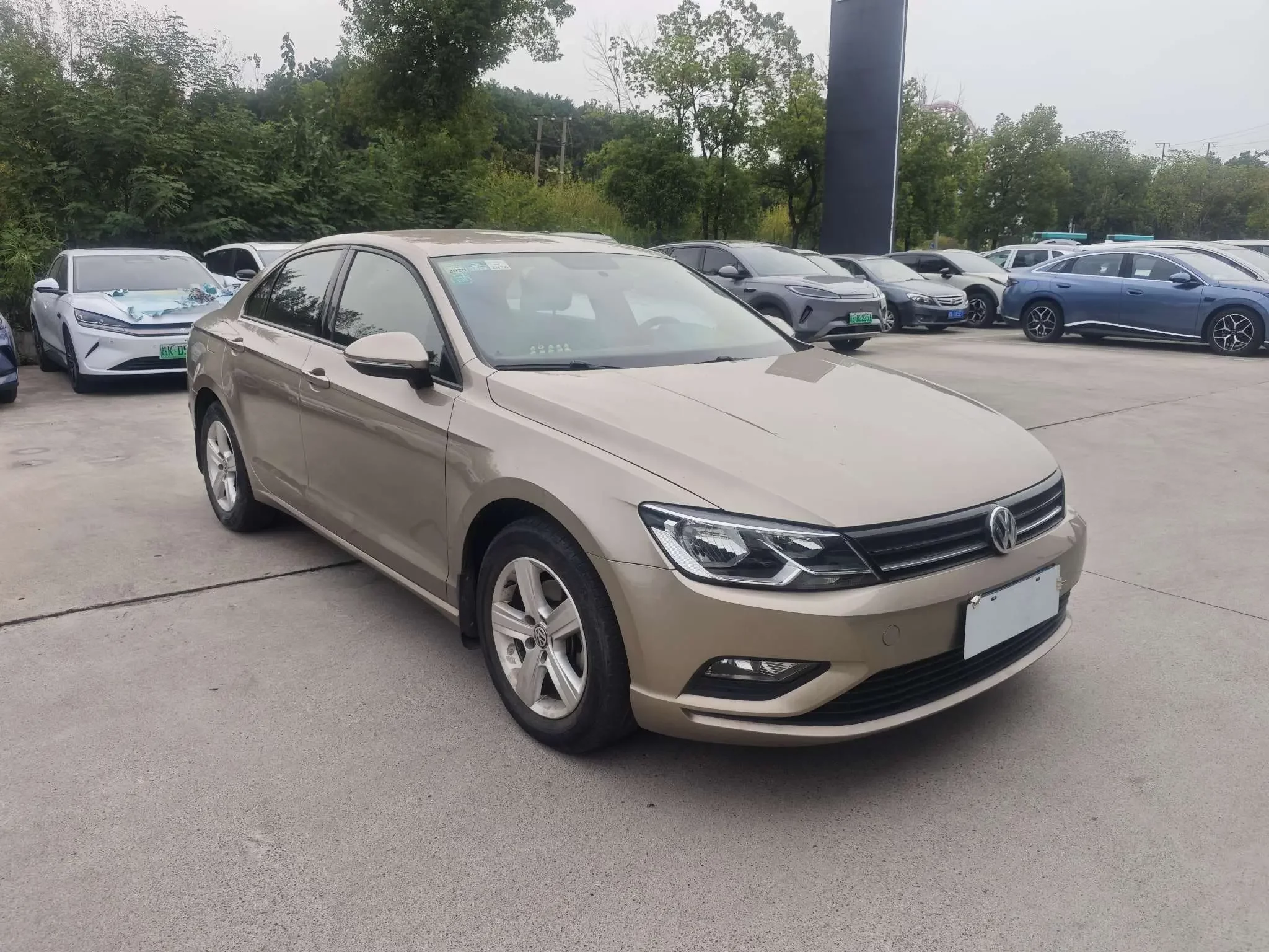 Volkswagen Lamando