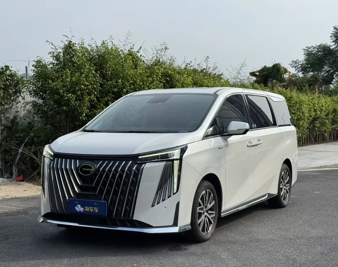 GAC Trumpchi M8