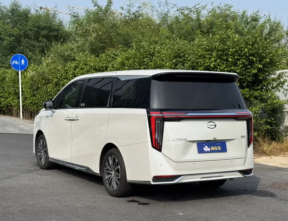 GAC Trumpchi M8