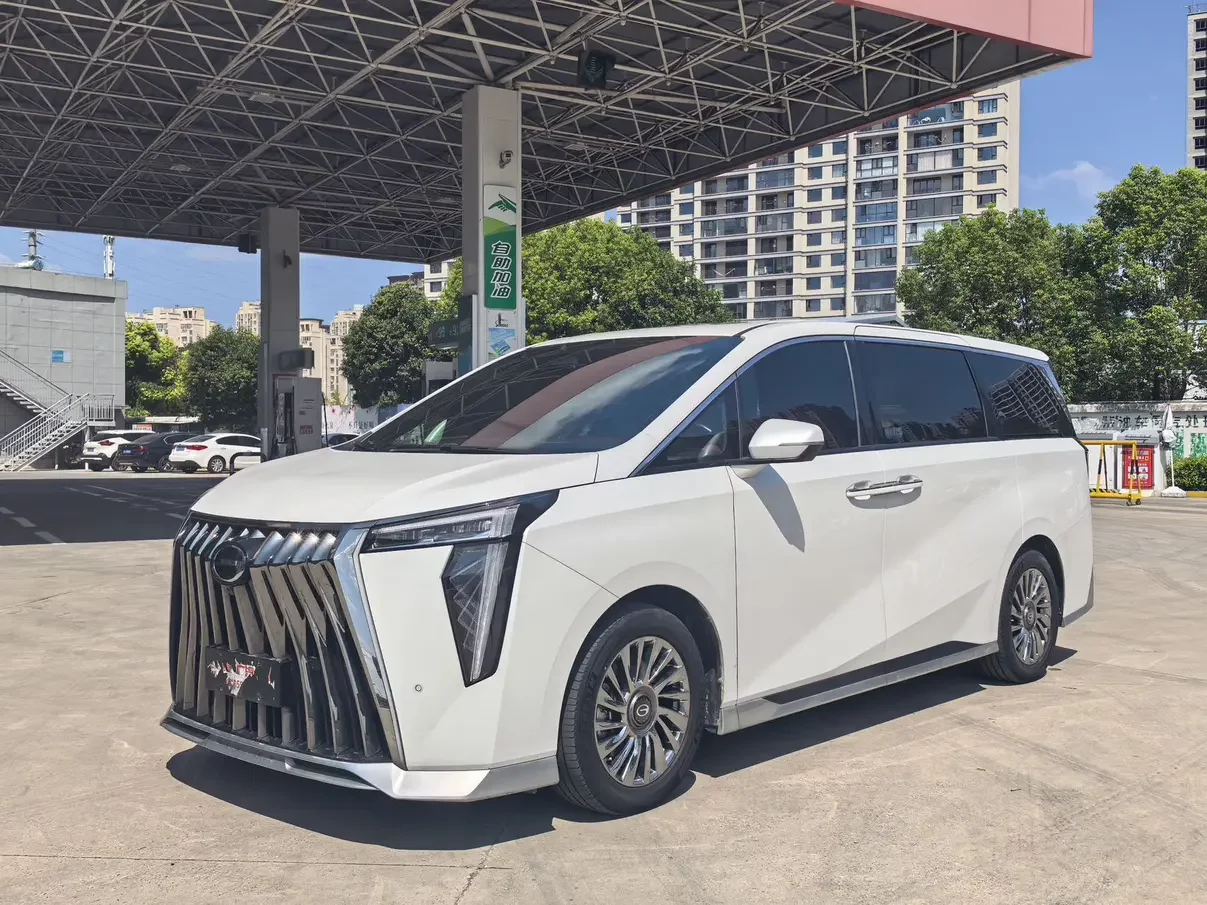 GAC Trumpchi M8