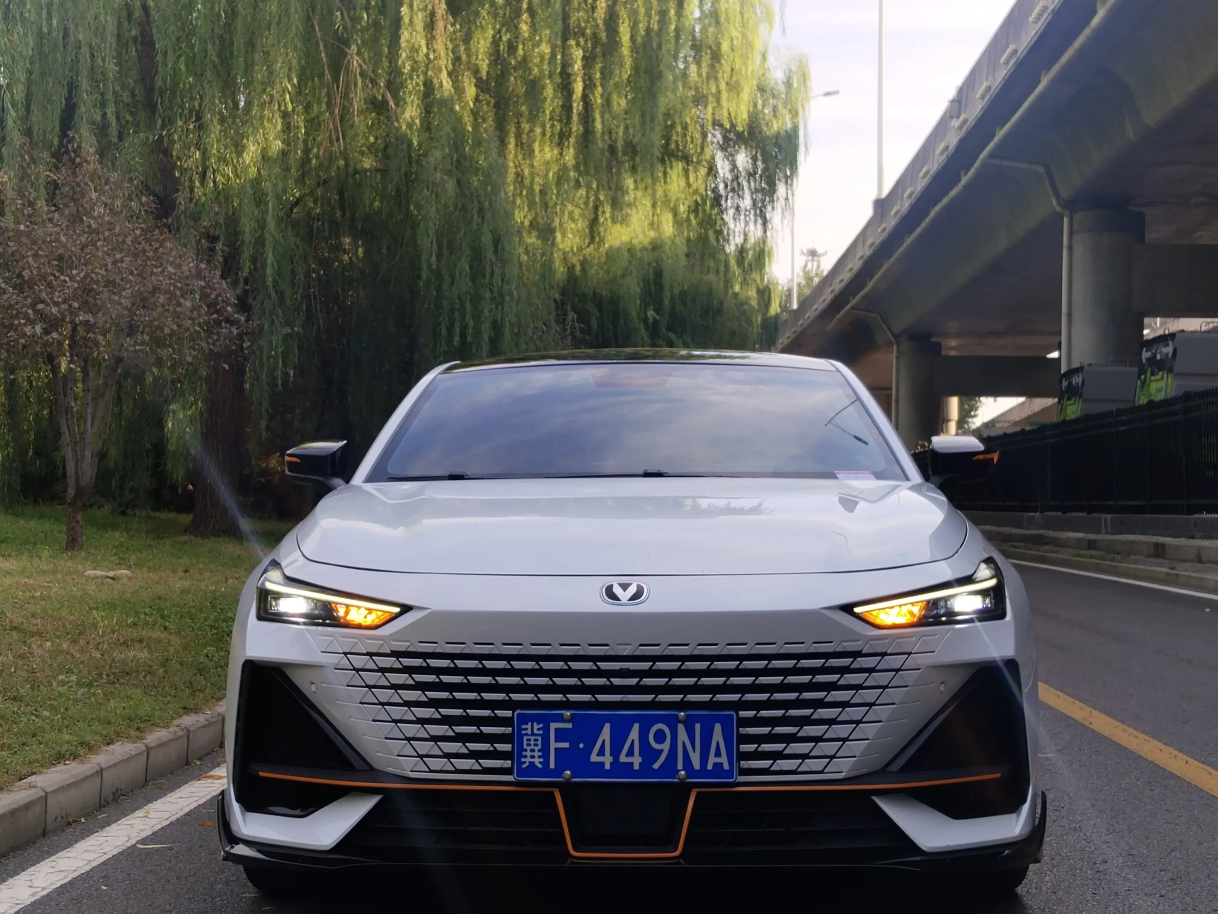 Changan UNI-V