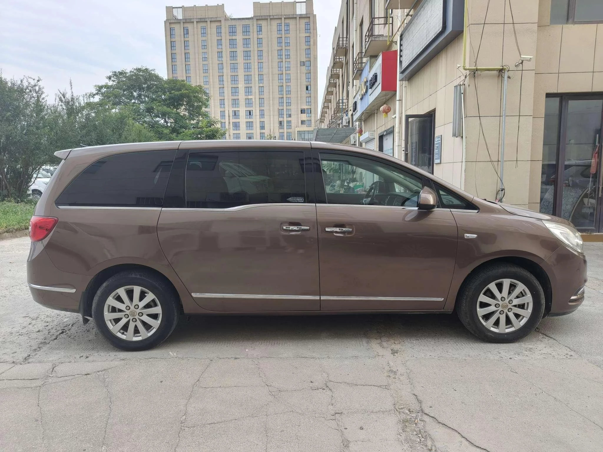Buick GL8