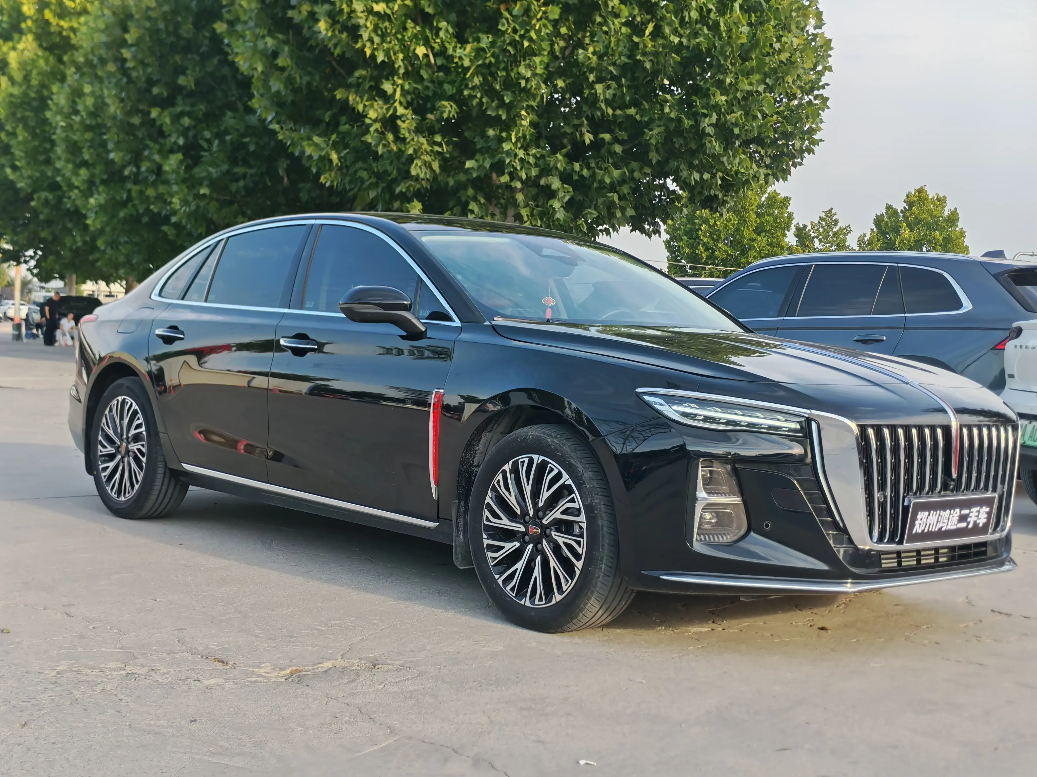 Hongqi H5