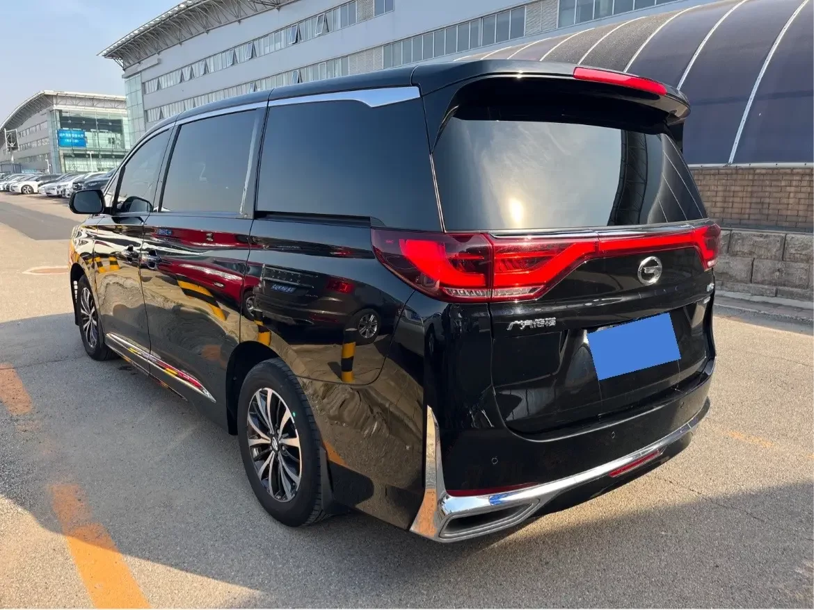 GAC Trumpchi M8