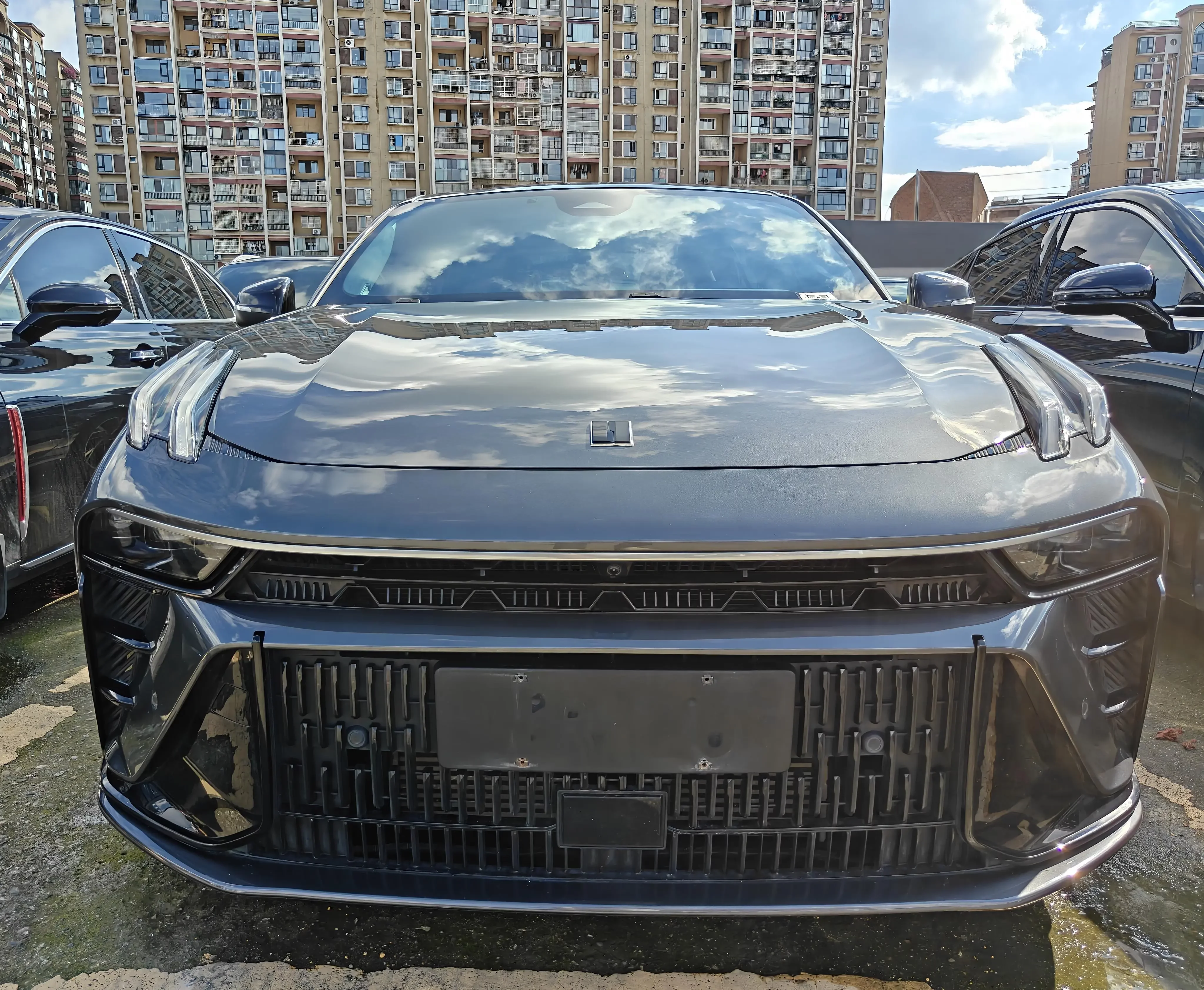 Lynk & Co 03