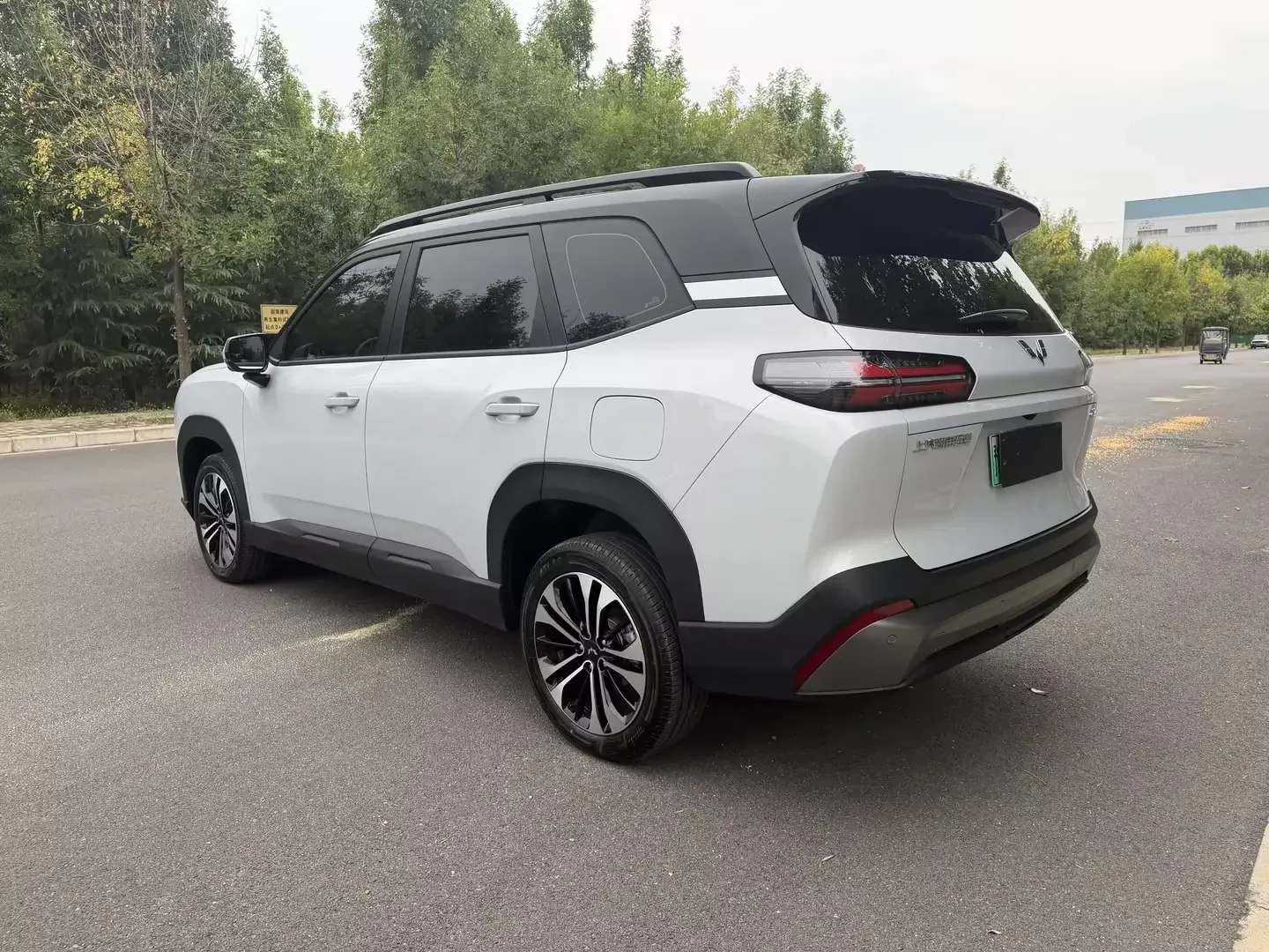Wuling Starlight 560 PHEV