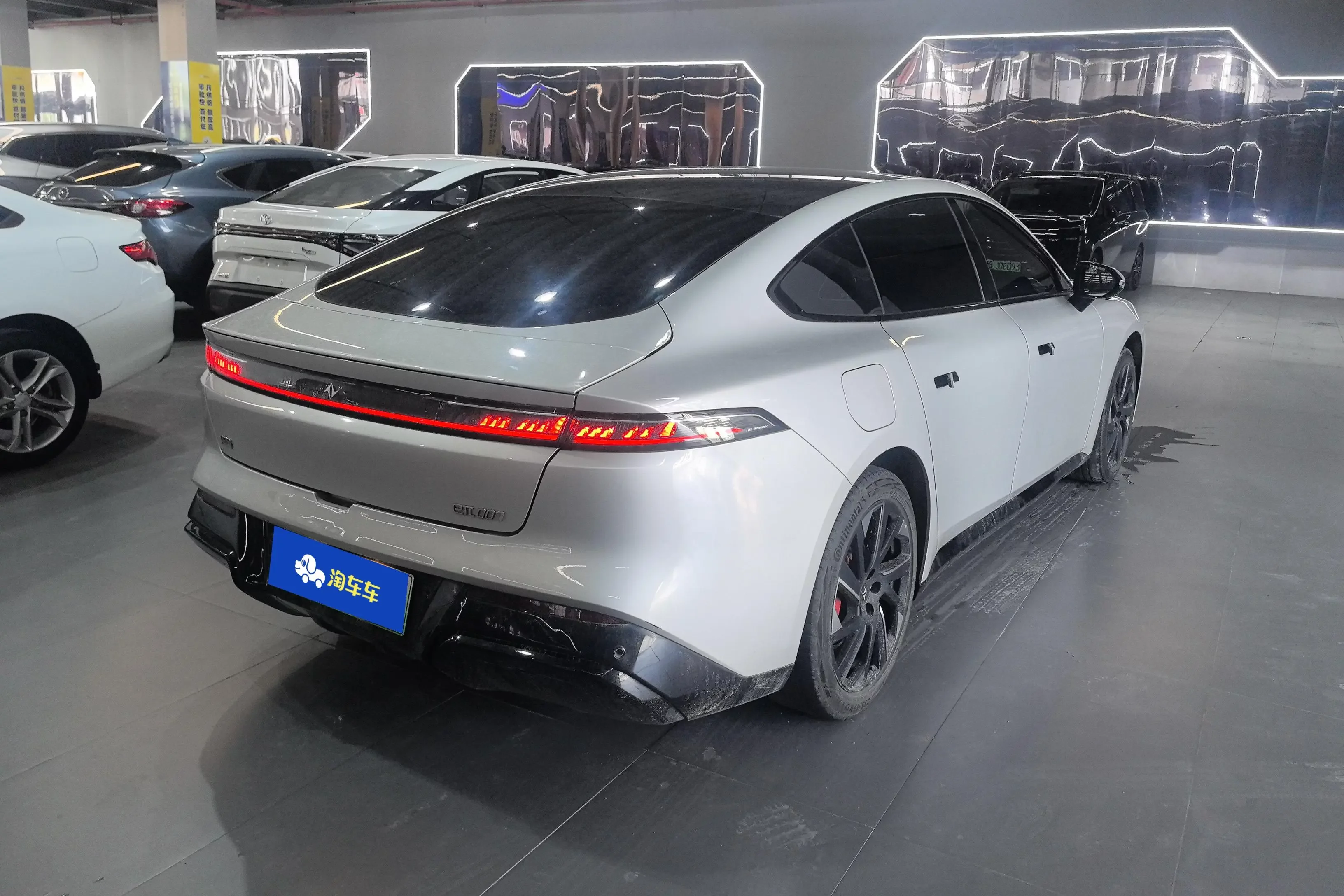 Dongfeng Yipai 007
