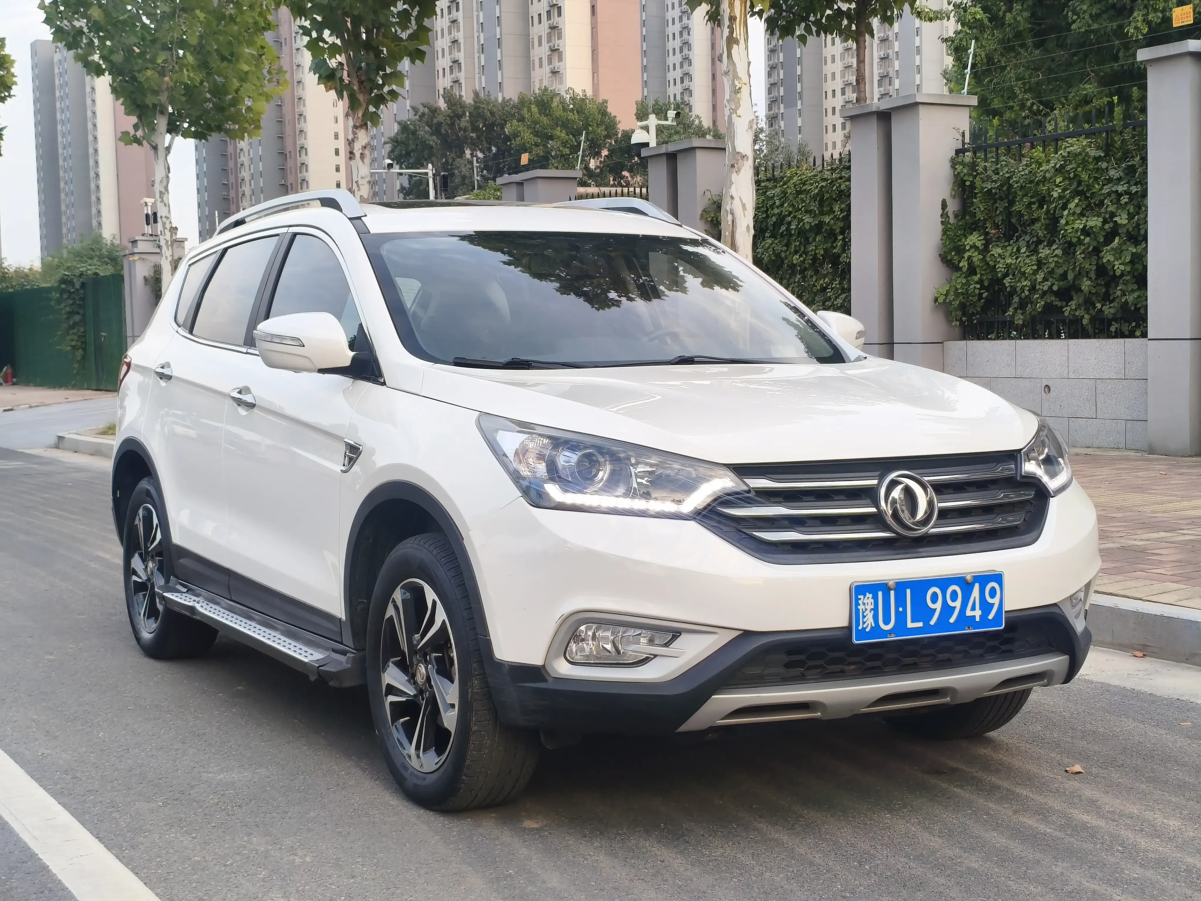 Dongfeng Fengshen AX7