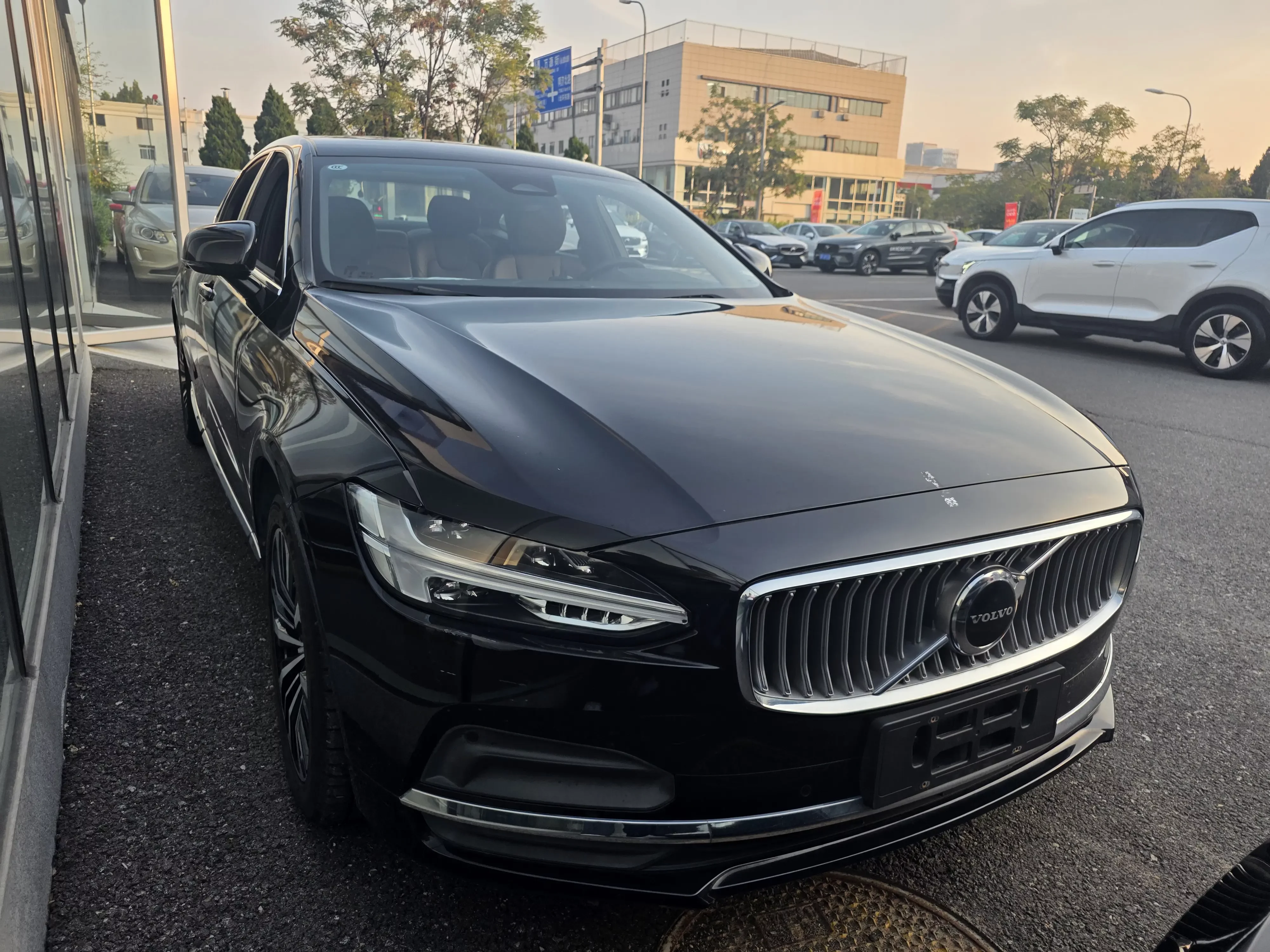 Volvo S90