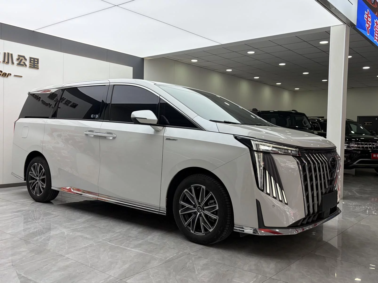 GAC Trumpchi M8