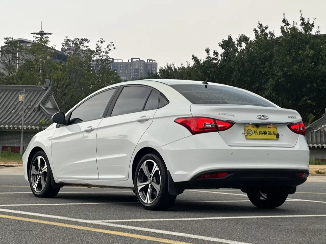 Chery Arrizo 5