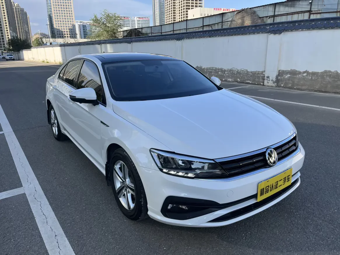Volkswagen Lamando