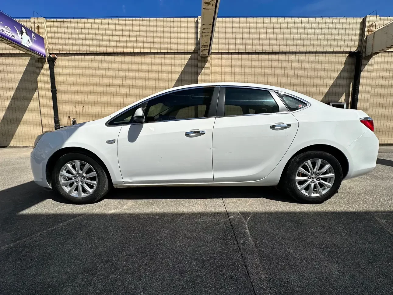 Buick Yinglang