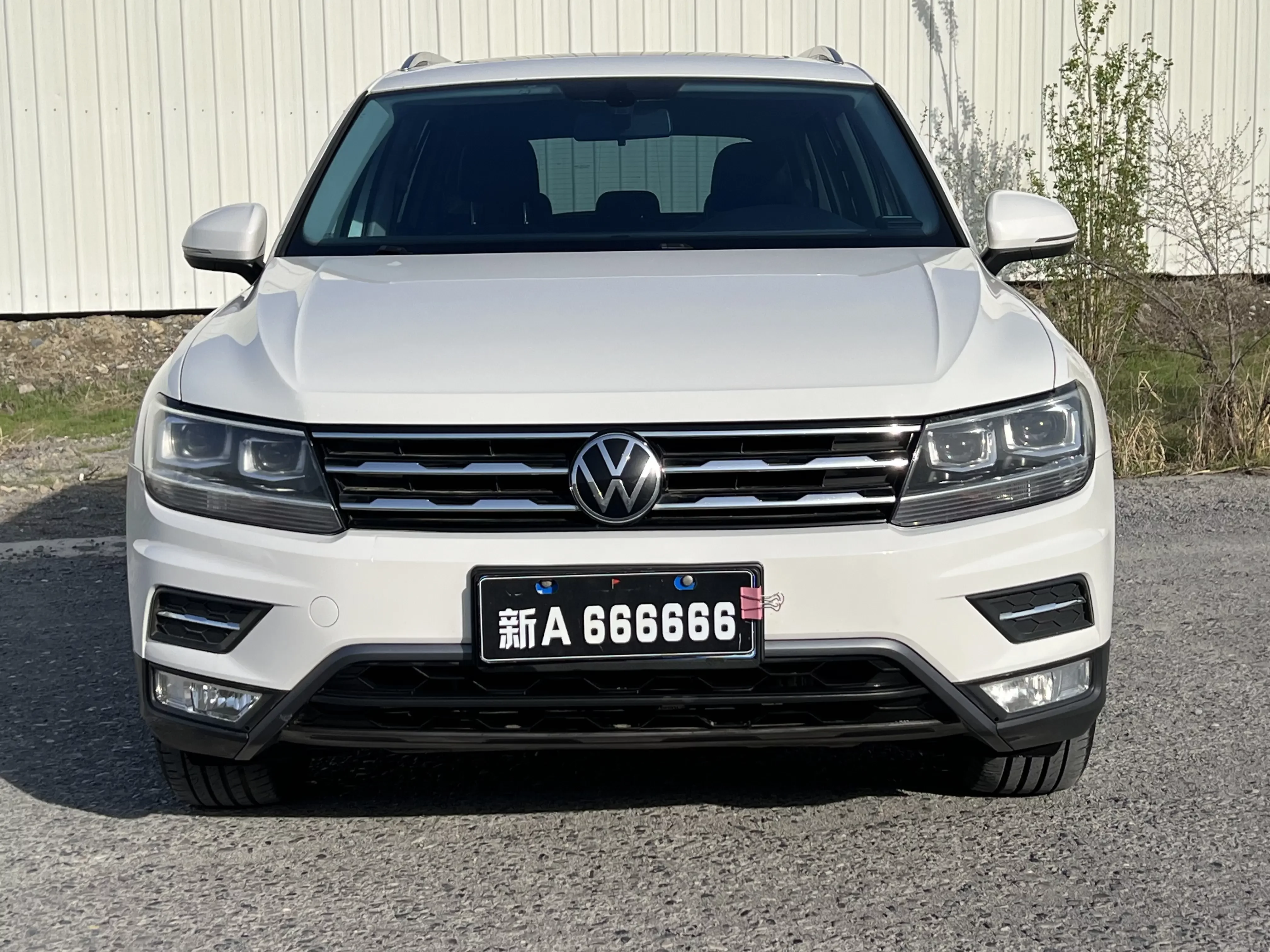 Volkswagen Tiguan L