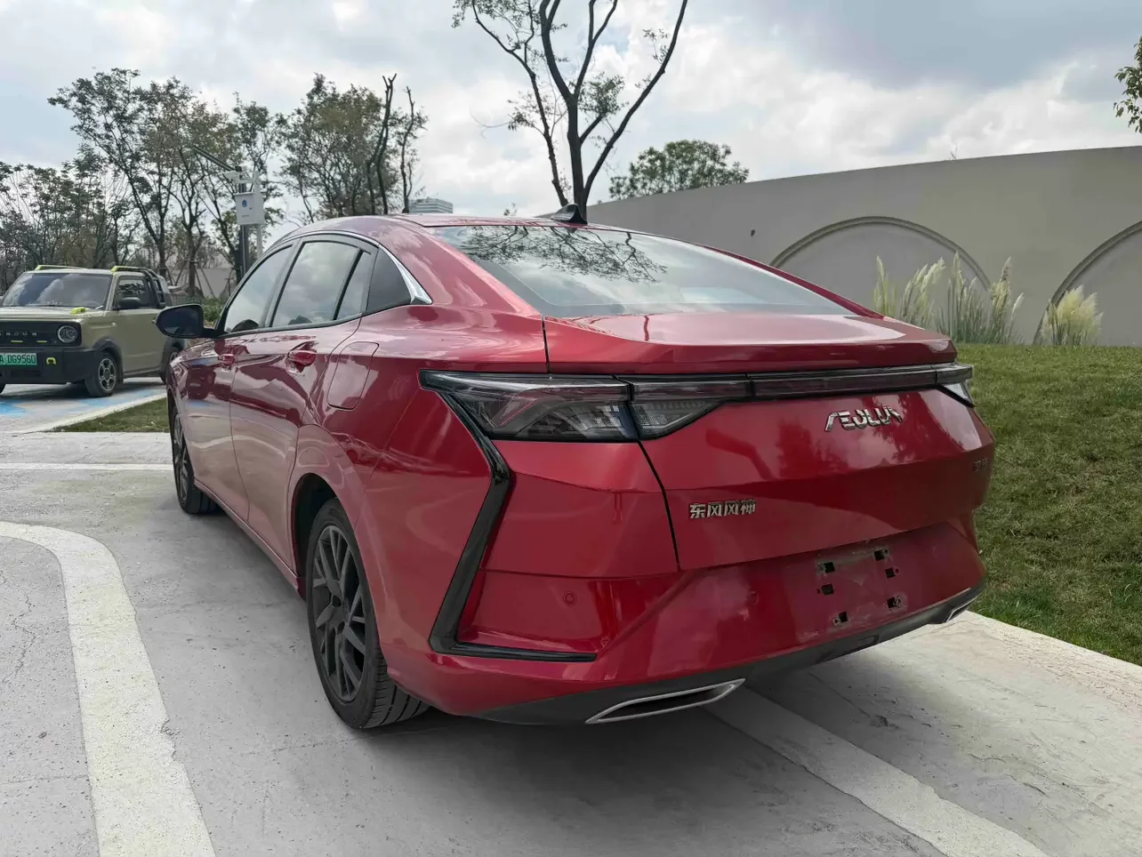 Dongfeng Yixuan