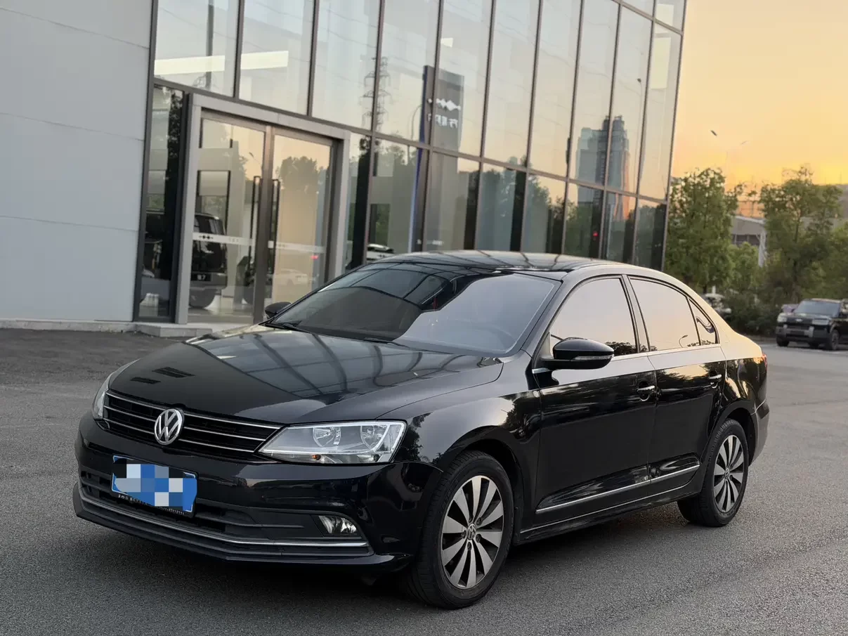 Volkswagen Sagitar  из Китая