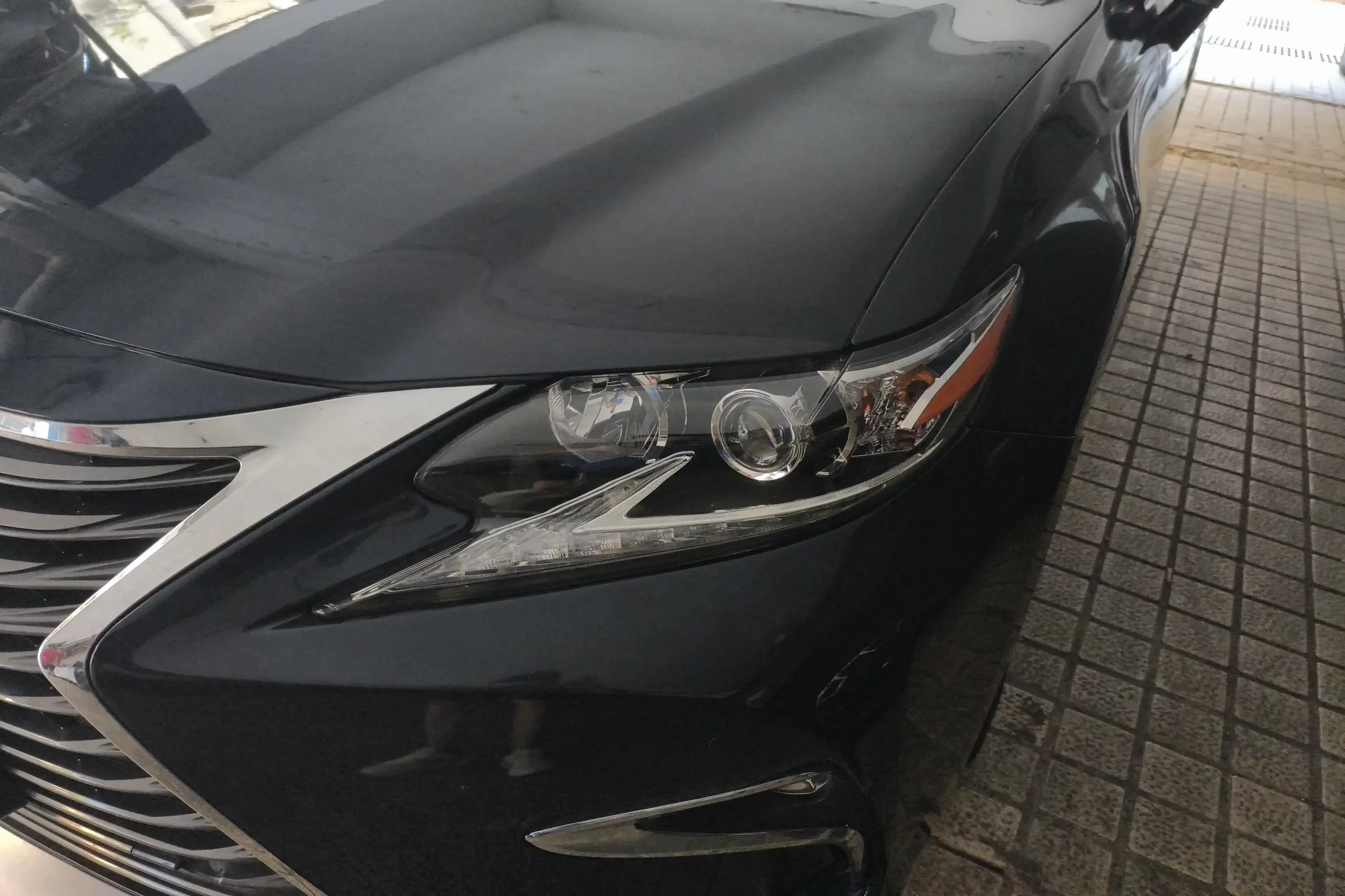 Lexus ES