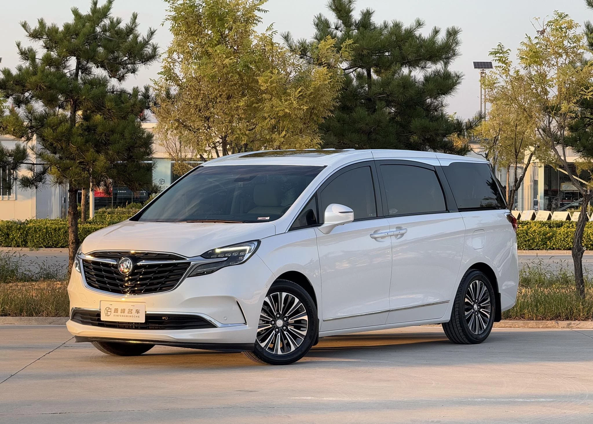 Buick GL8