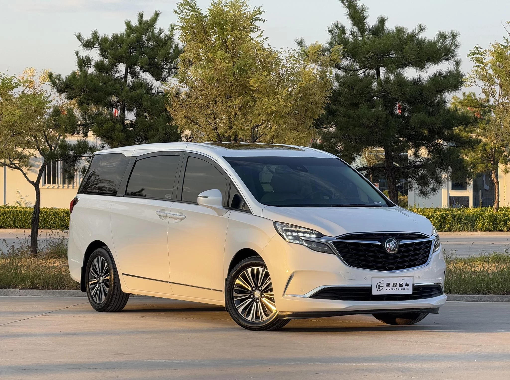 Buick GL8