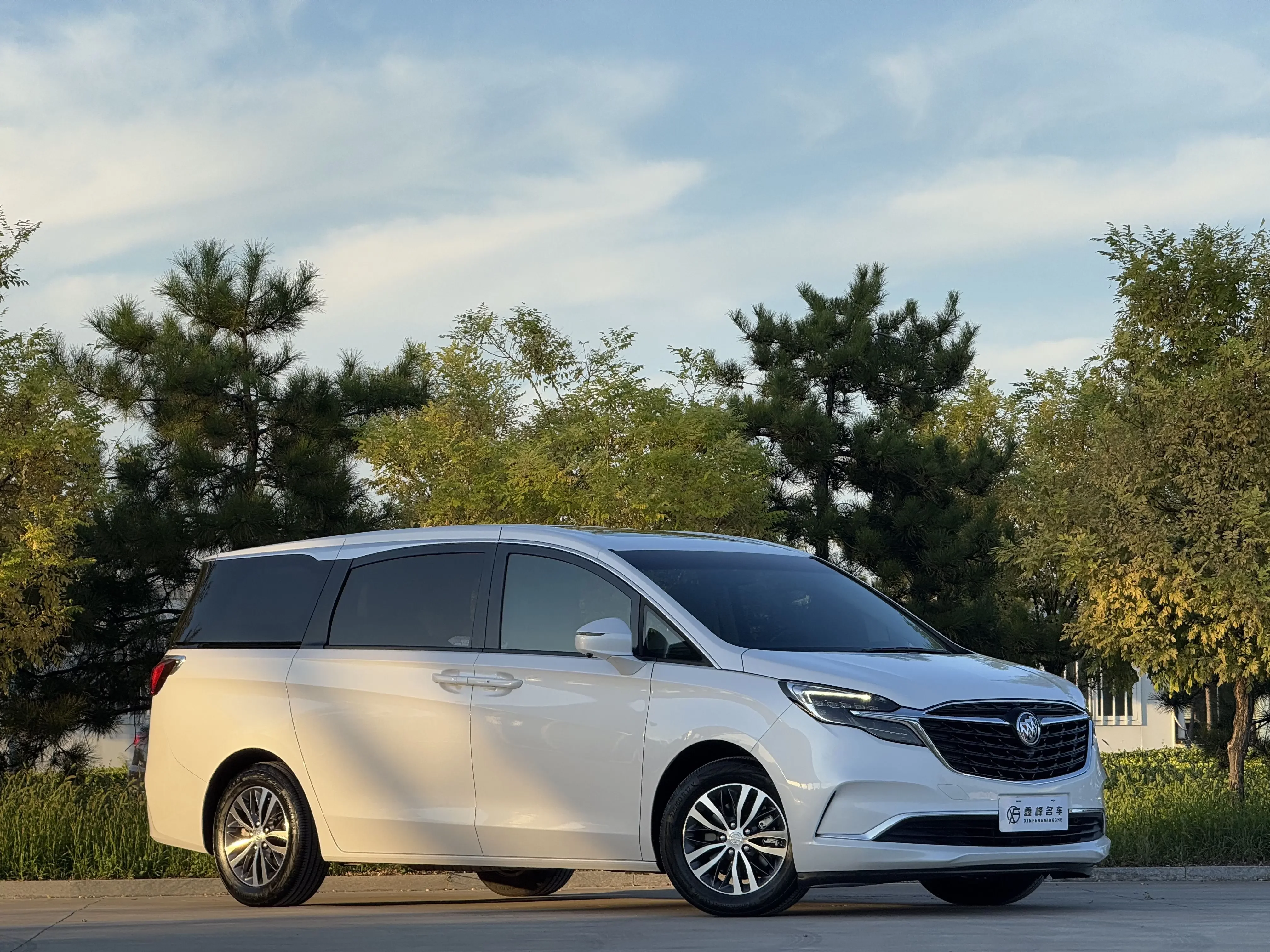Buick GL8