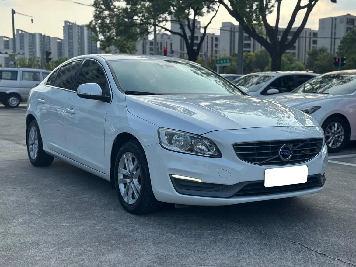 Volvo S60