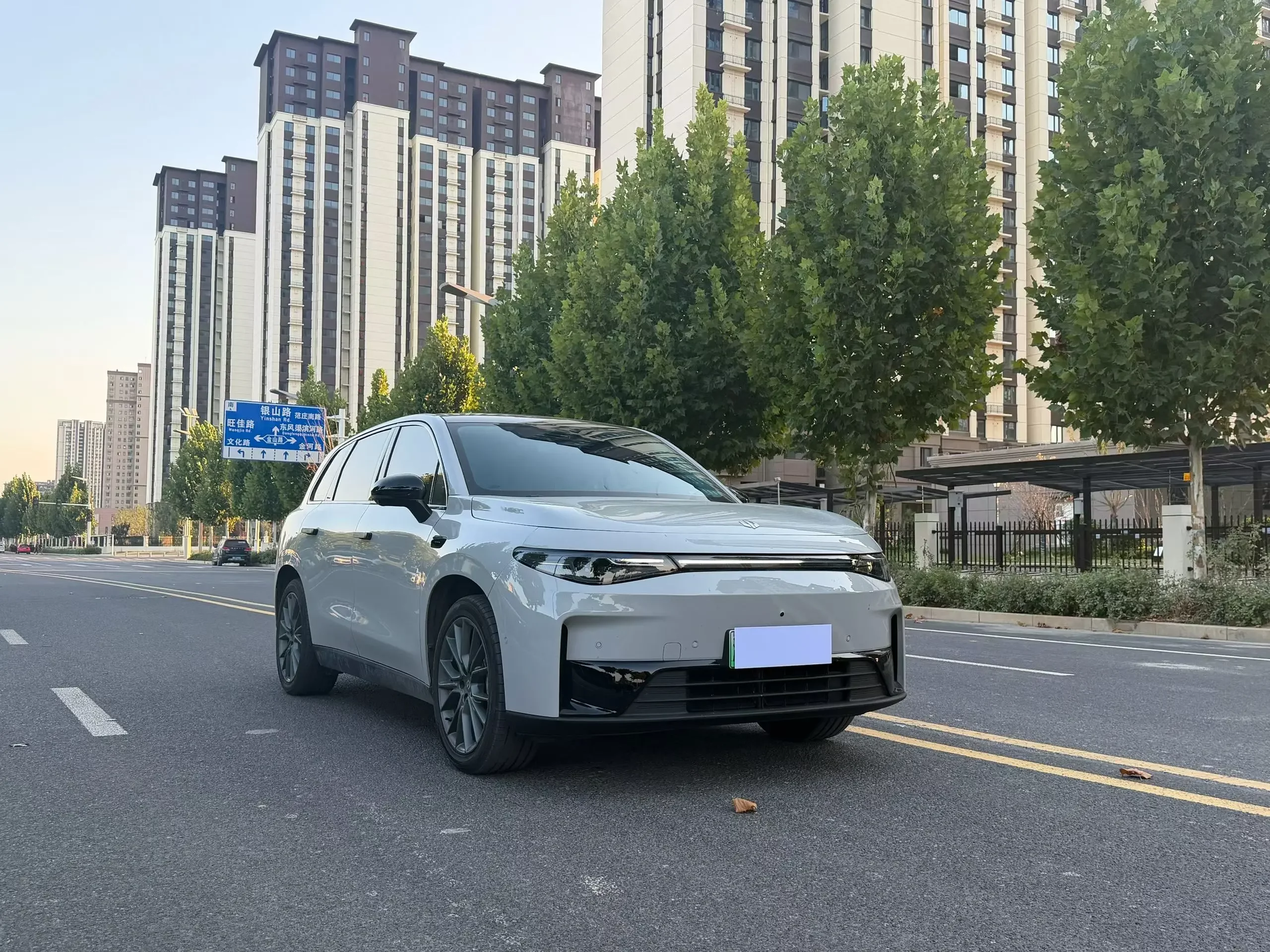 Leapmotor C10