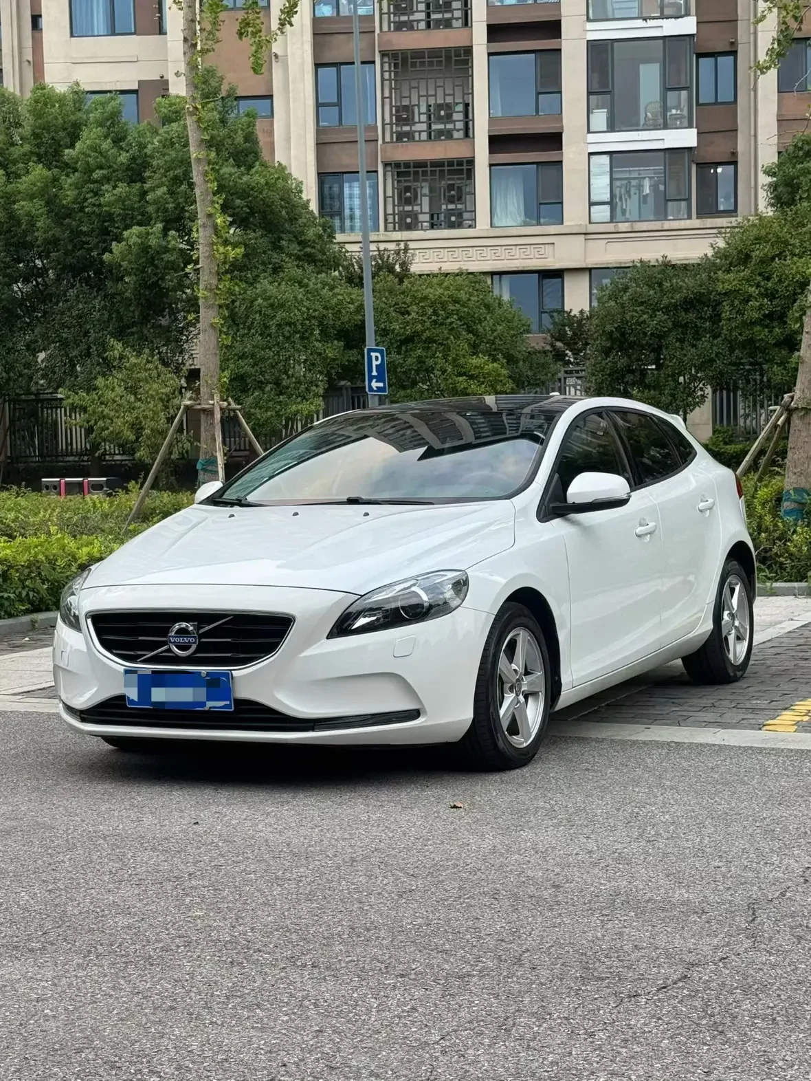 Volvo V40