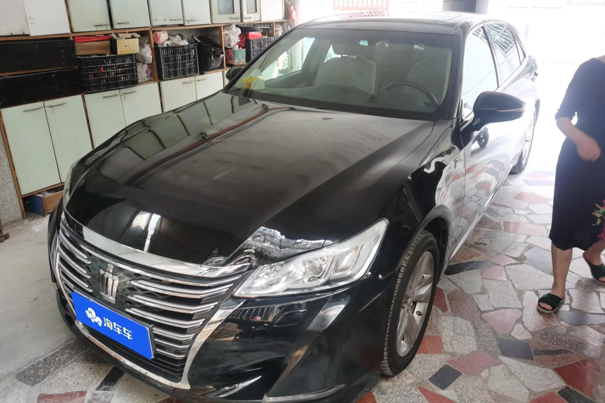 Toyota crown