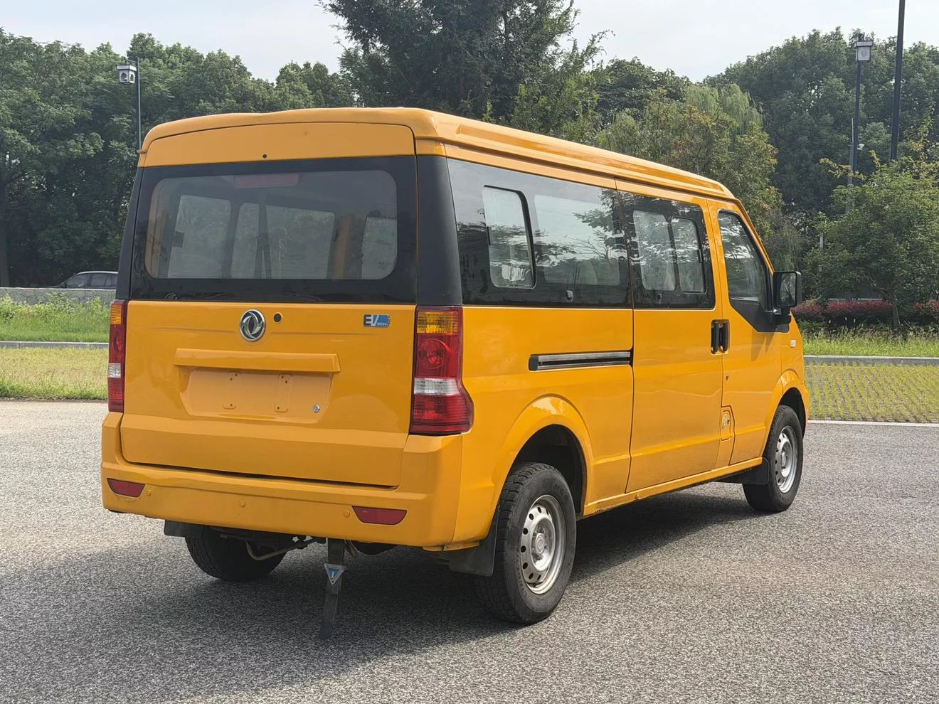 Dongfeng Xiaokang EC36