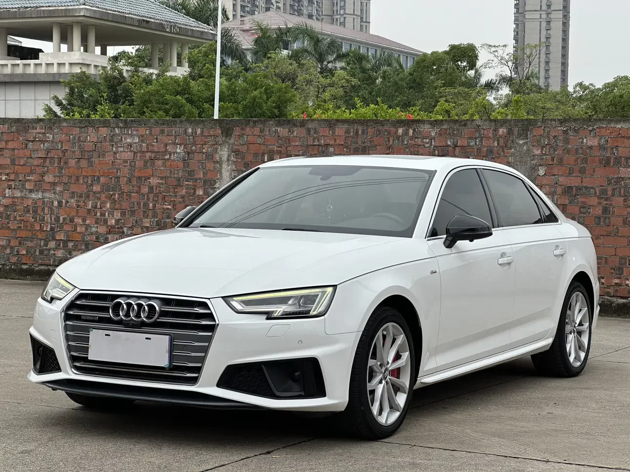 Audi A4L