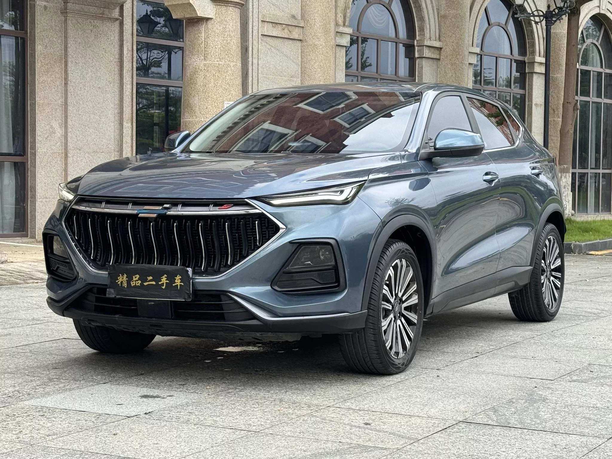 Oshan Changan Auchan X5