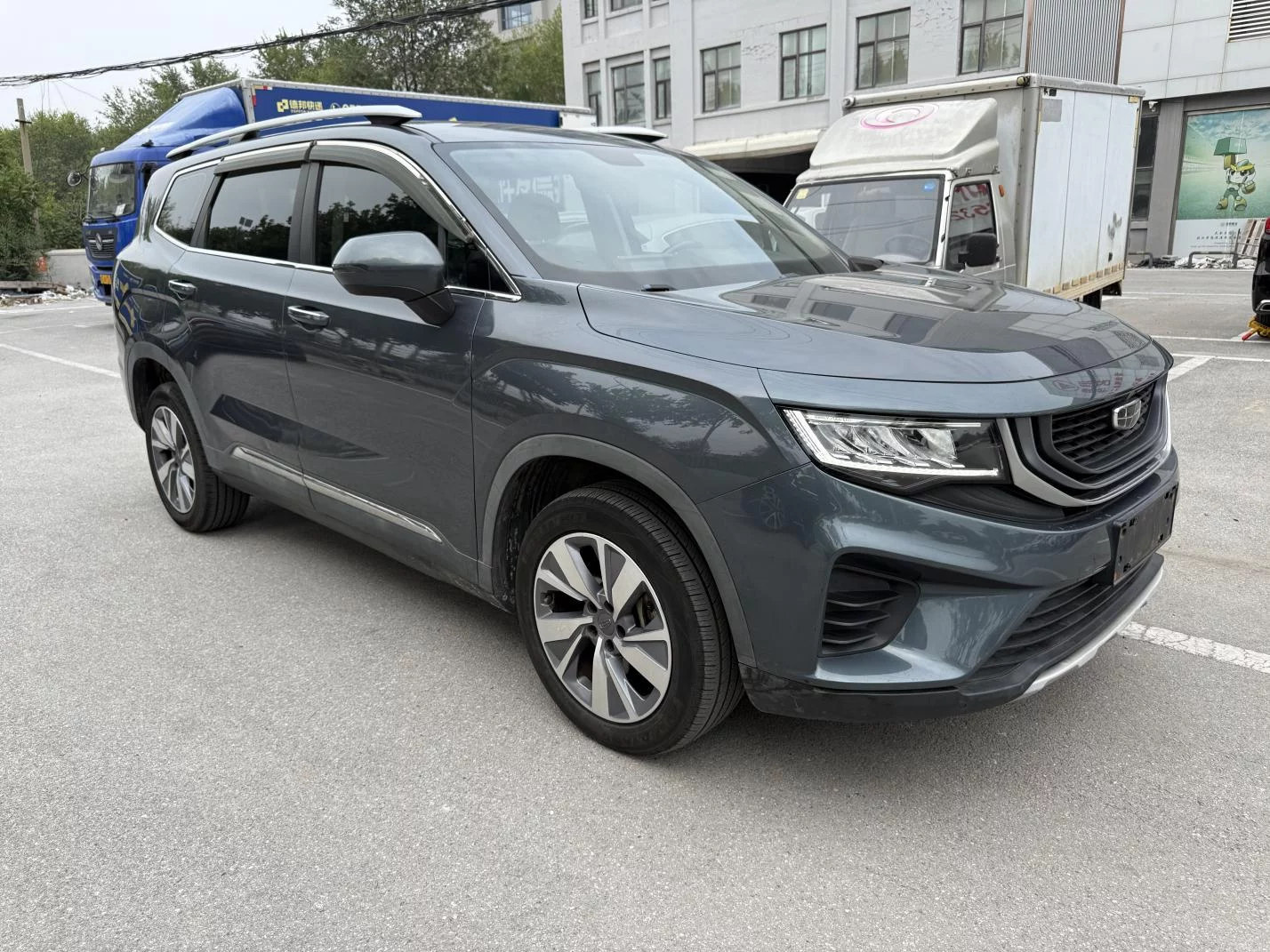 Geely Okavango