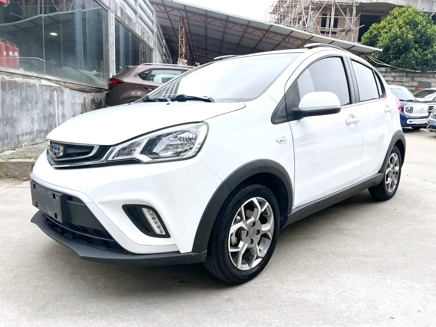 Geely Vision X1