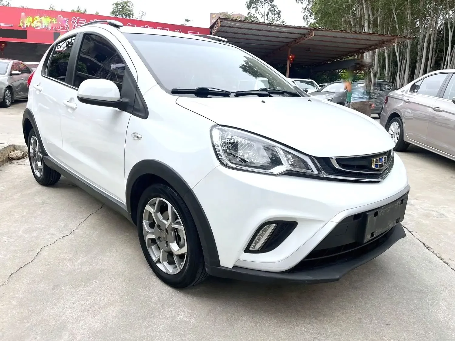 Geely Vision X1