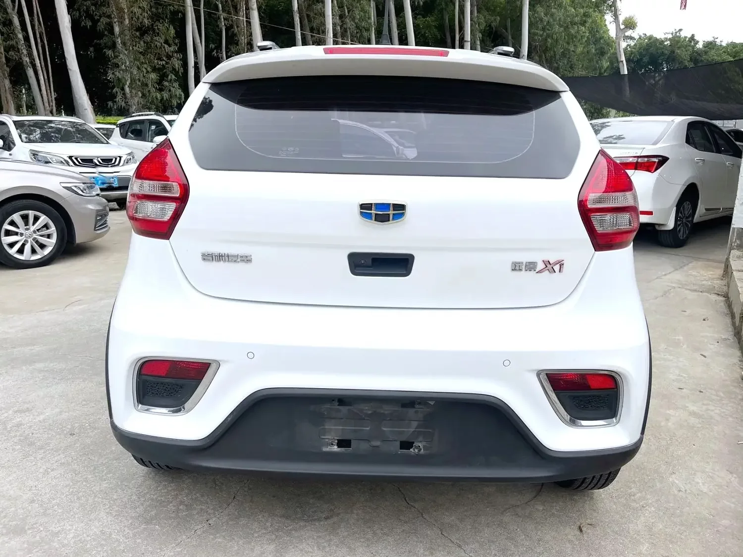 Geely Vision X1