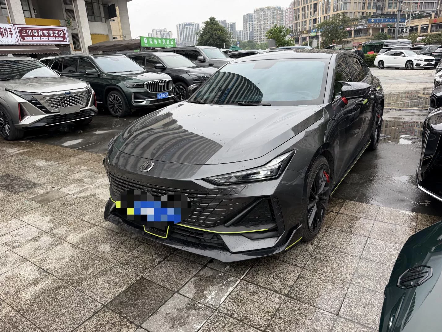 CHANGAN UNI-V
