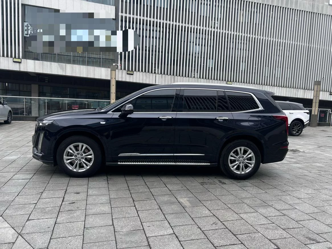 Cadillac XT6