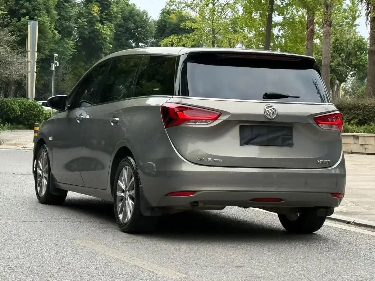 Buick GL6