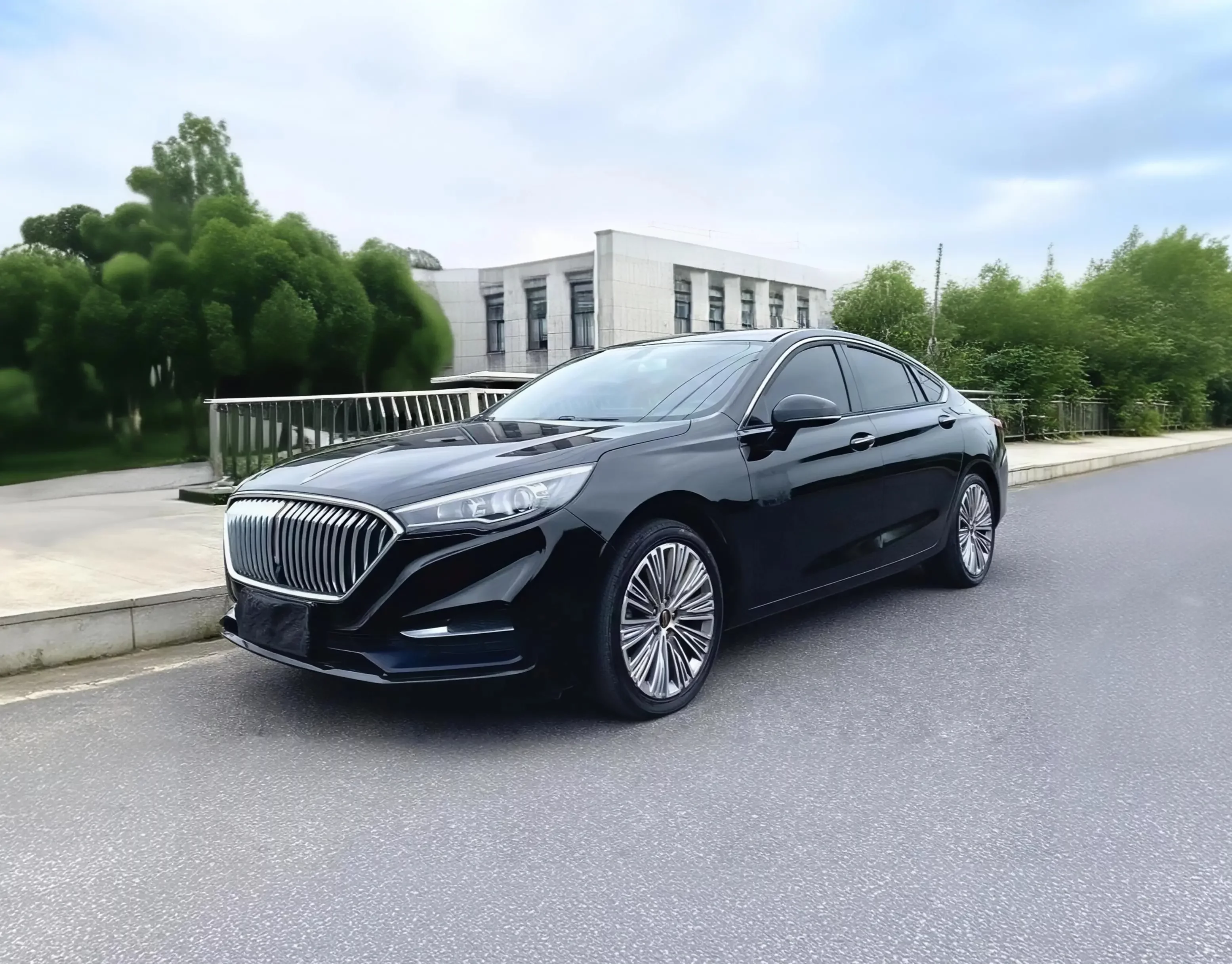 Hongqi H5 classic