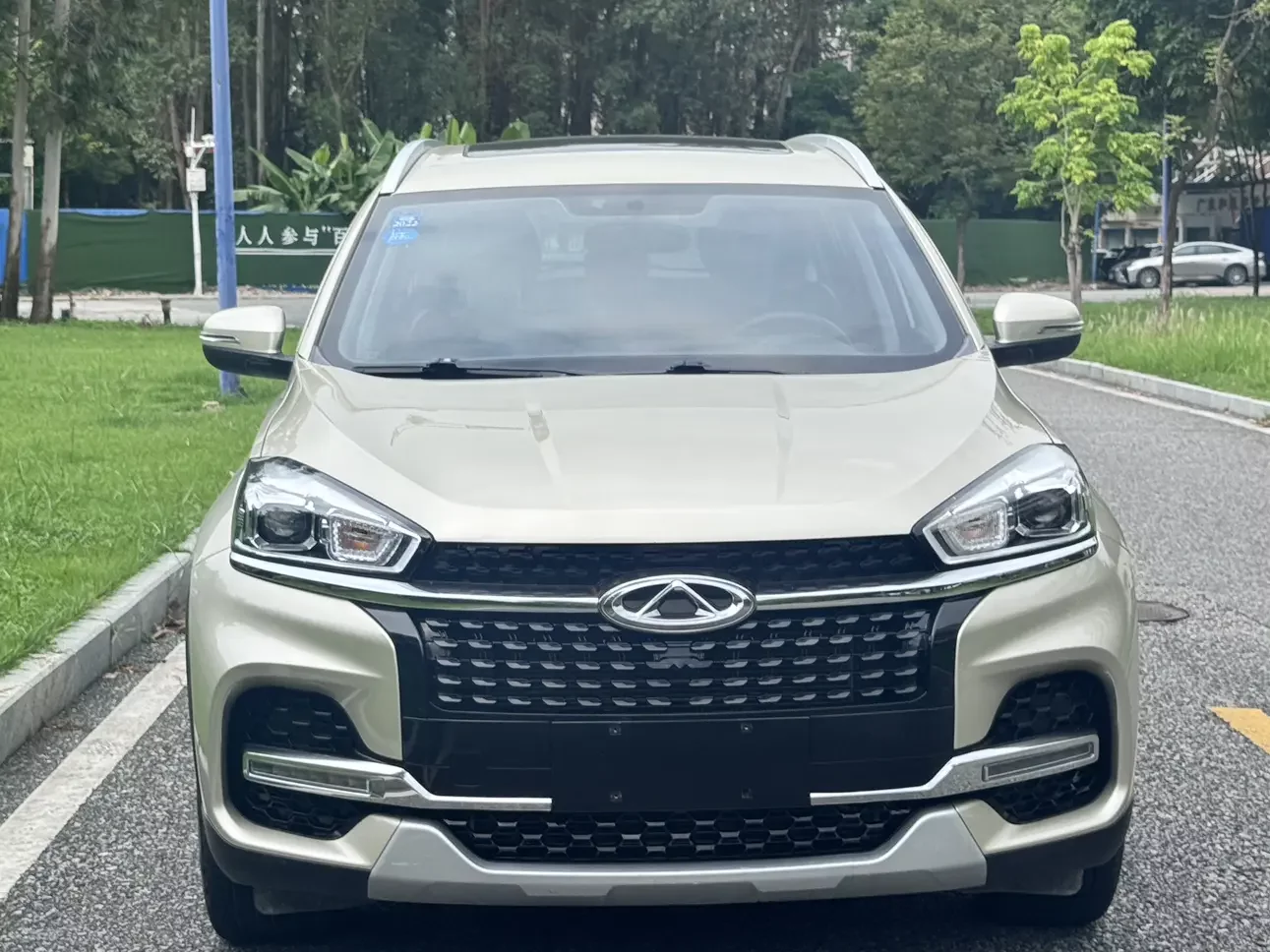 Chery Tiggo 8