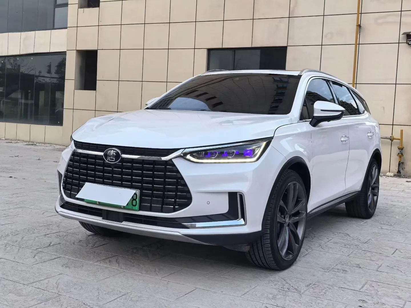 BYD Tang EV