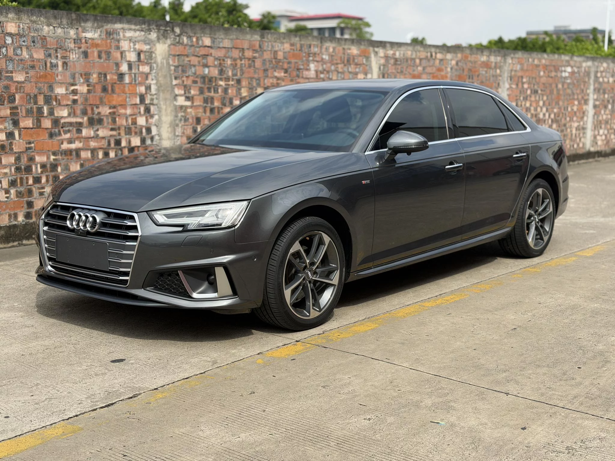 Audi A4L