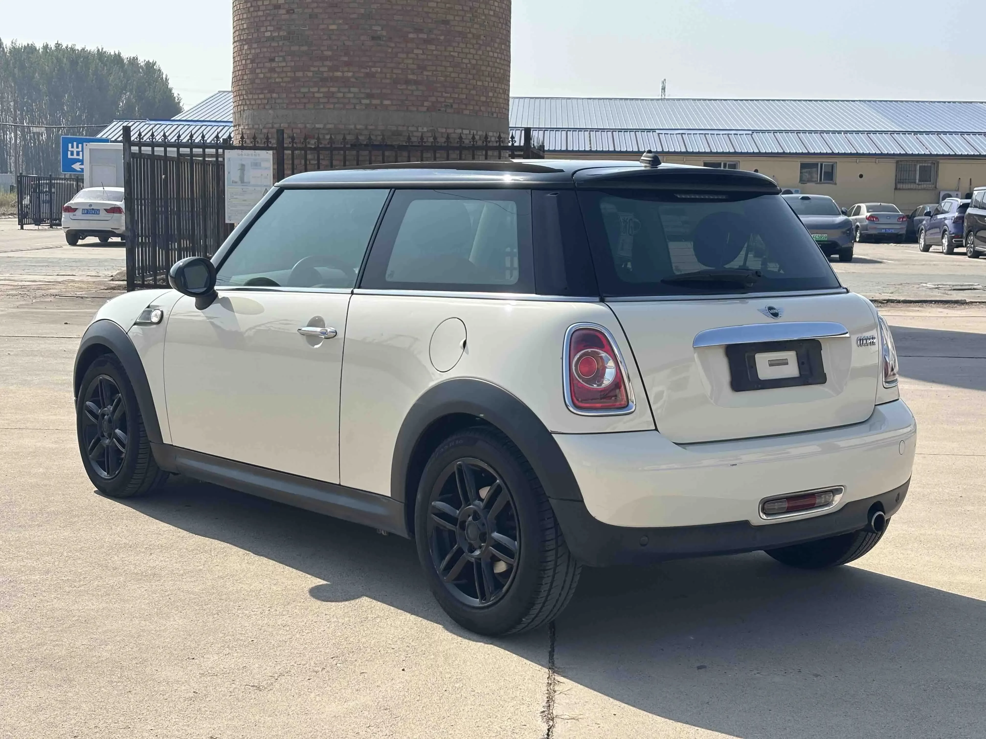 MINI MINI