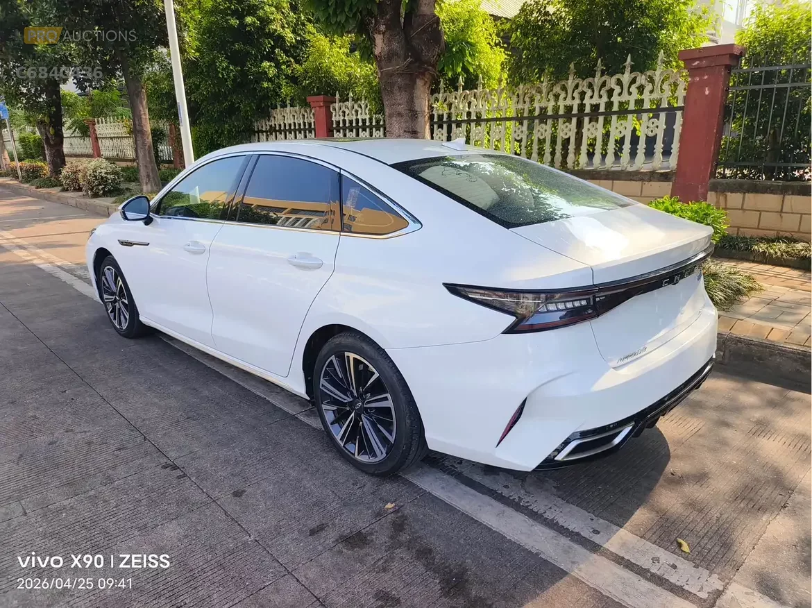 Chery Arrizo 8