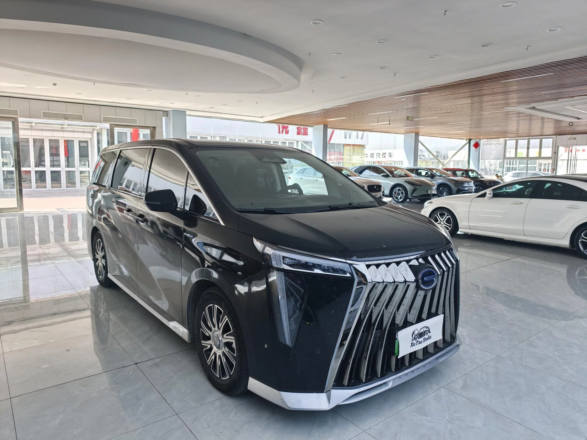 GAC Trumpchi E9 PHEV